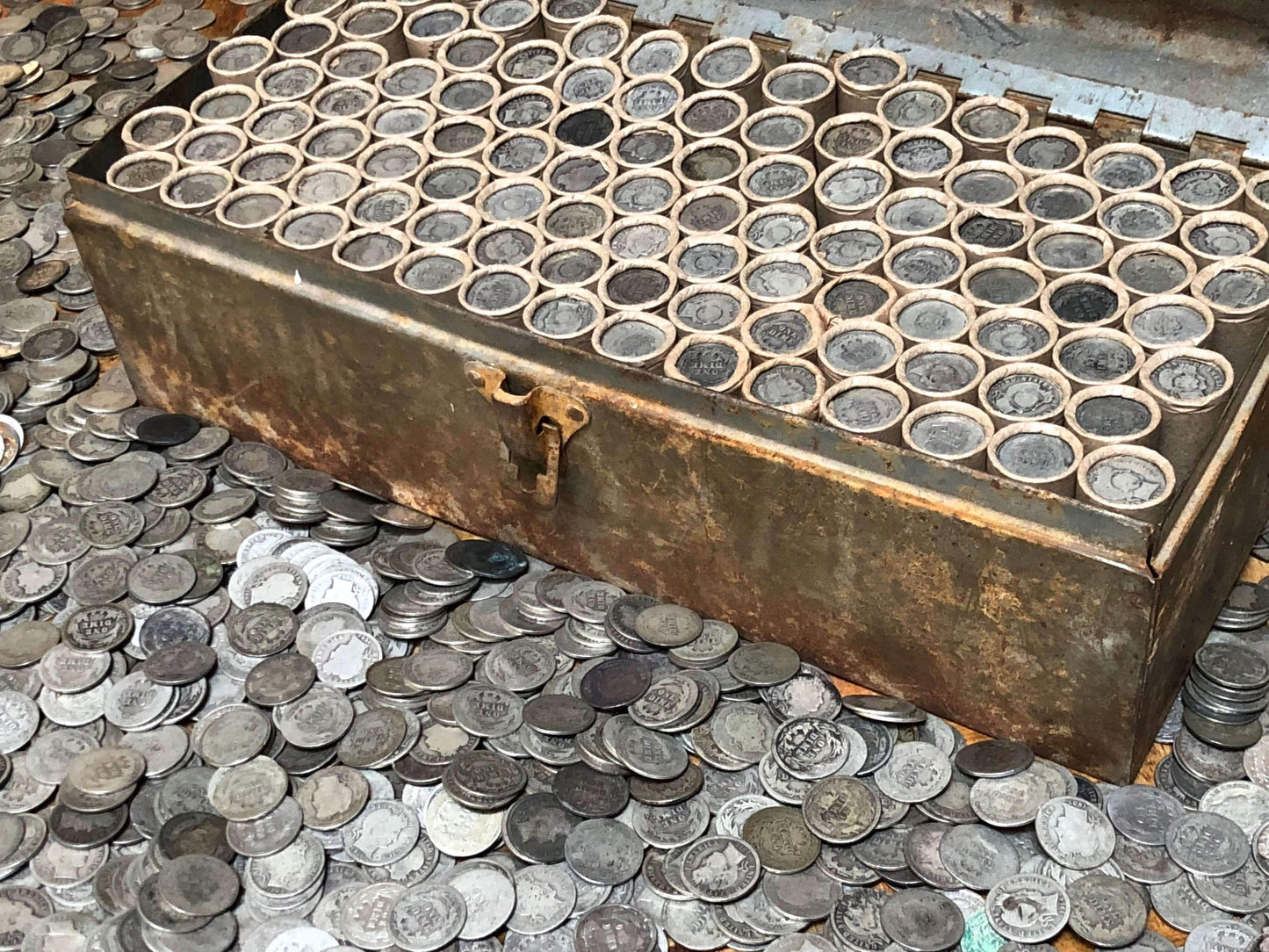 VINTAGE ROLLS OF WHEAT CENTS WITH BARBER DIMES SHOWING