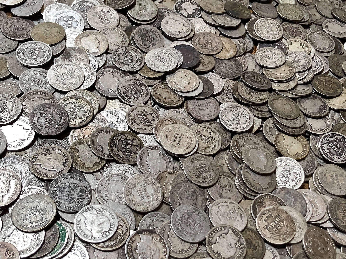 VINTAGE ROLLS OF WHEAT CENTS WITH BARBER DIMES SHOWING